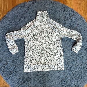 Basic Editions White Green Red Mistletoe Print Long Sleeve Tee Size L